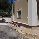 Private Maothis Corfu (city)