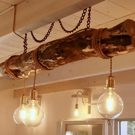 Private Maothis Willa *