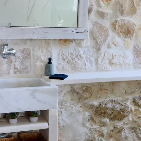 Private Maothis Villa