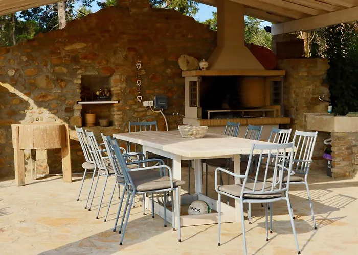 Private Maothis Villa *
